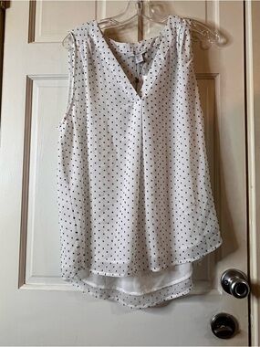 Carolina Belle White Sleeveless Polka Dot V-Neck Camisole